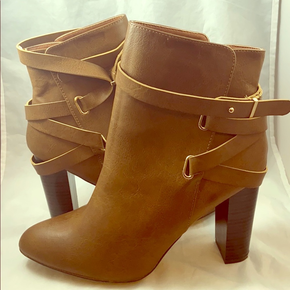 JustFab Catalina Wrap Around Bootie
